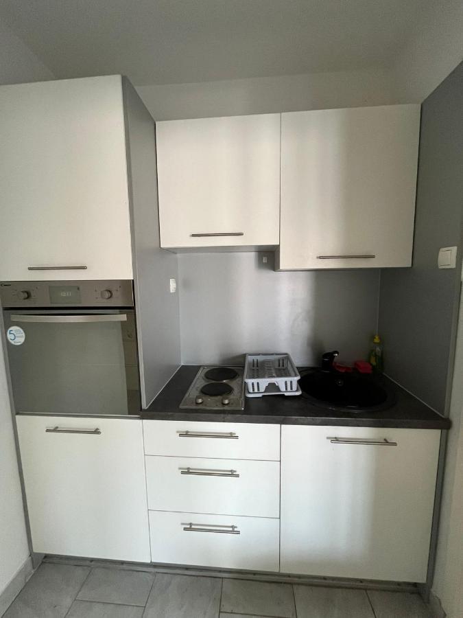 Apartment Tommy Zara Esterno foto