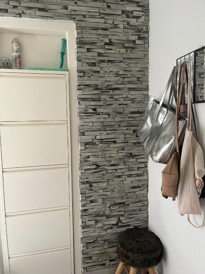 Apartment Tommy Zara Esterno foto