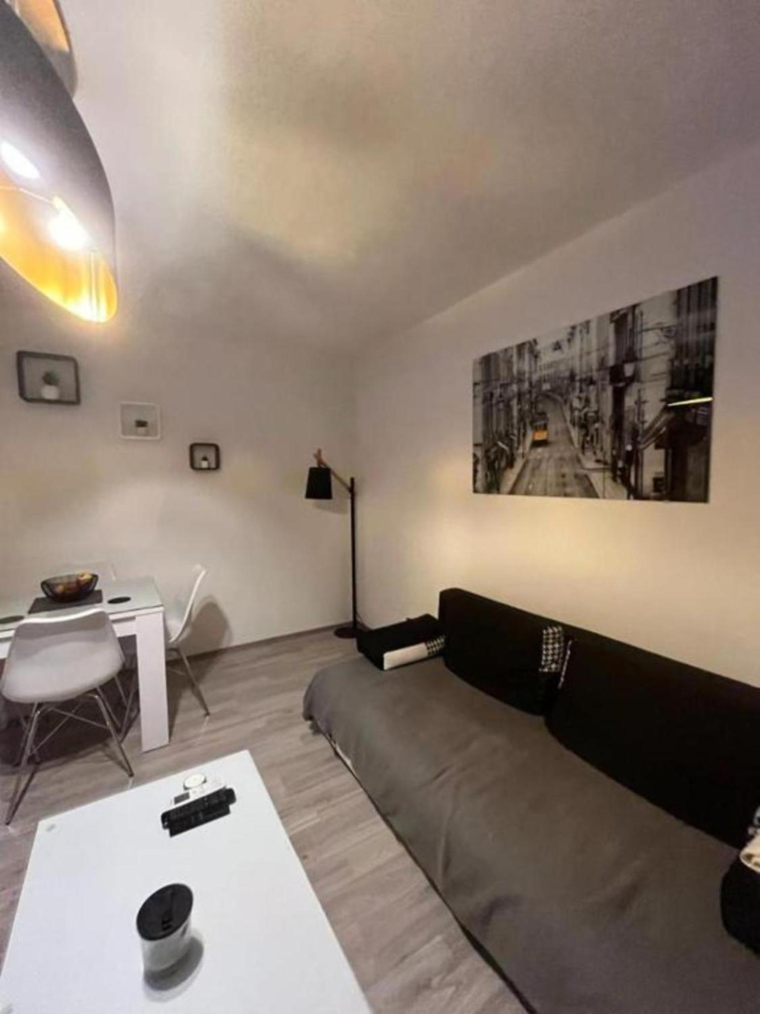 Apartment Tommy Zara Esterno foto
